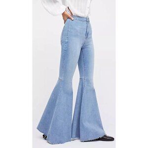 Free People Jeans Women's 24 Blue Just Float On Flare Jeans Stretch Light‎ Wash